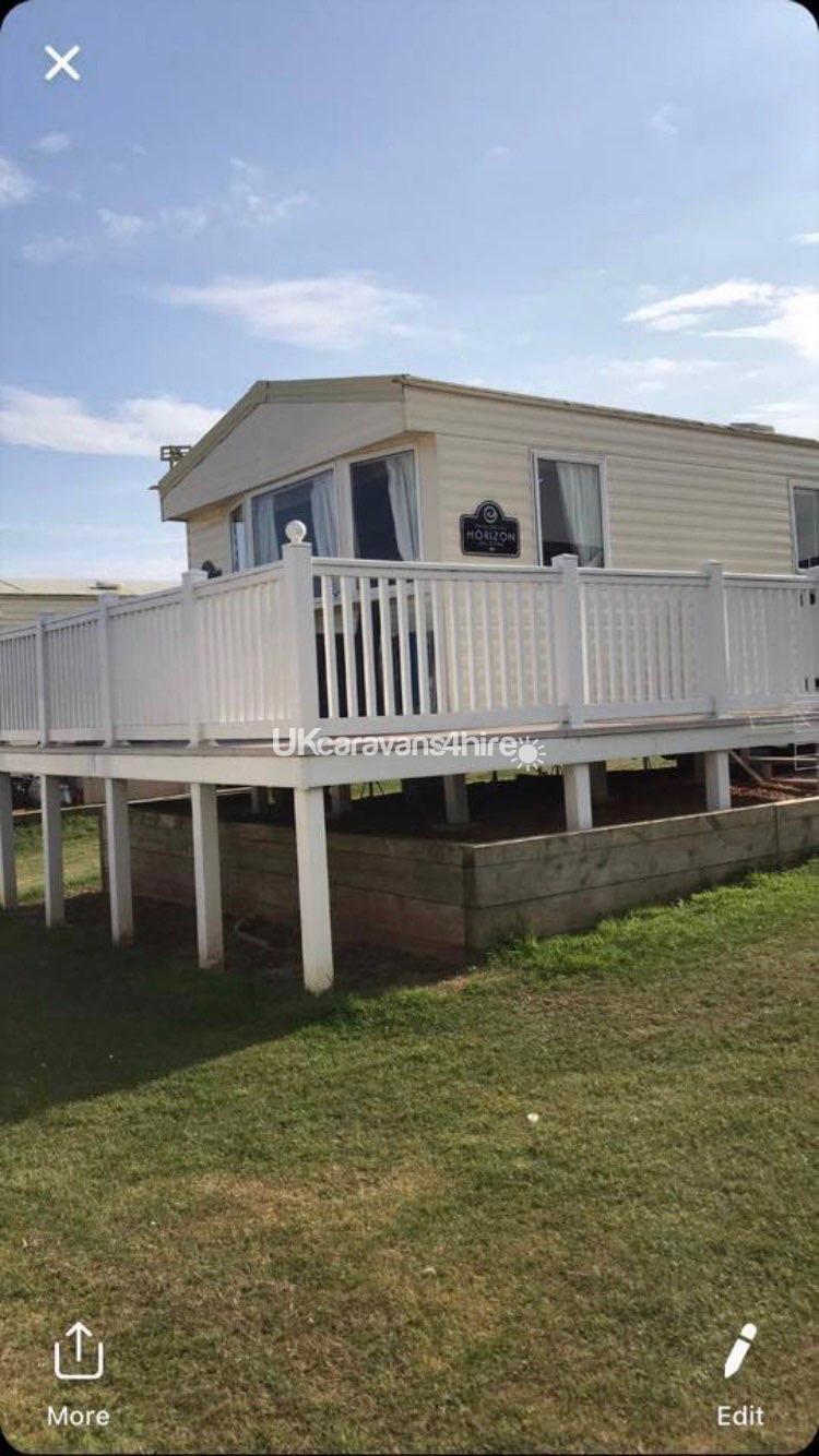 A Pet Friendly 3 Bedroom Caravan Available For Hire On