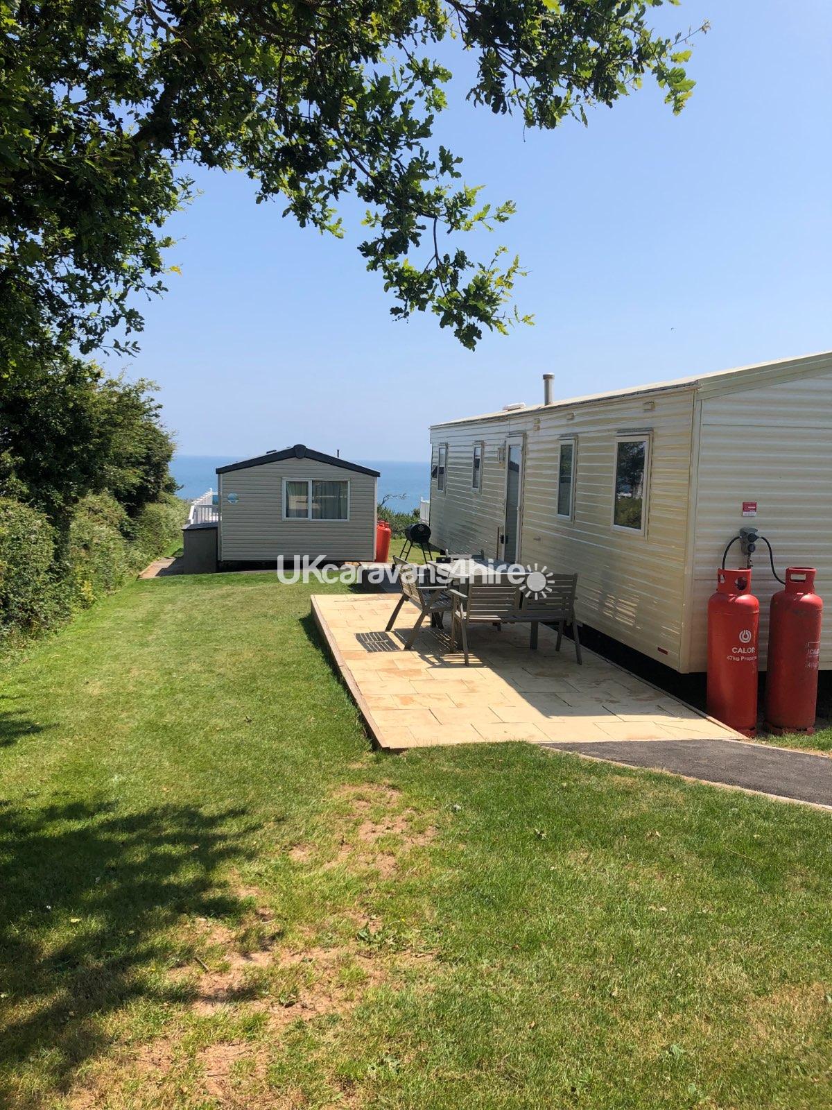 Devon Cliffs Privately Owned Caravan for Hire 3 Bedrooms