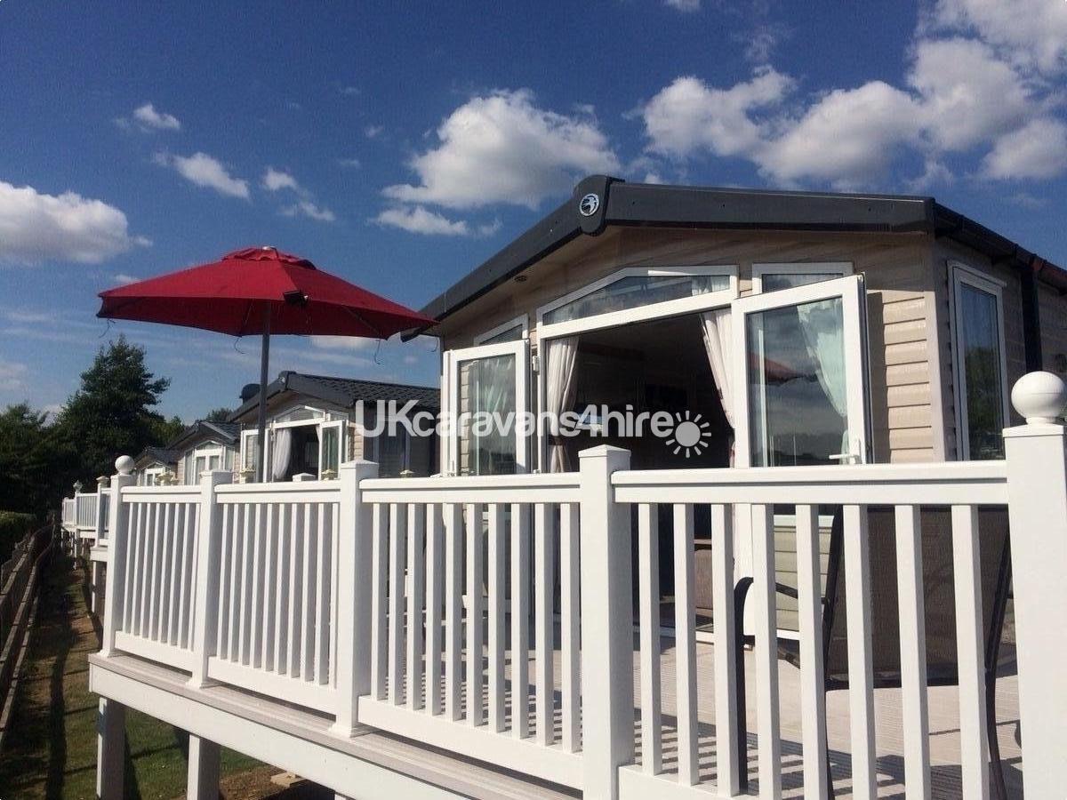 Pet Friendly Caravan for hire on Devon Cliffs