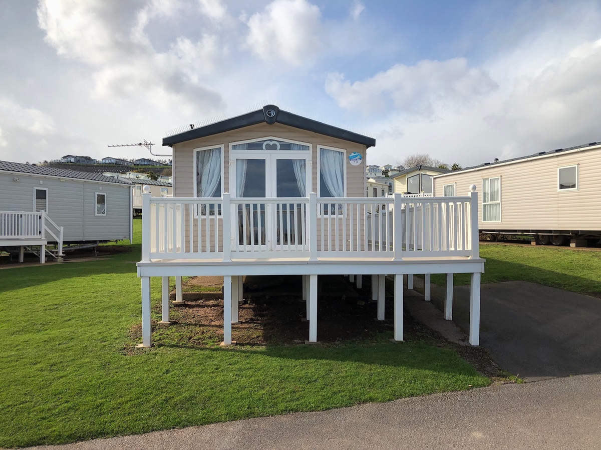 For Hire Private Static Caravan on Devon Cliffs in Exmouth