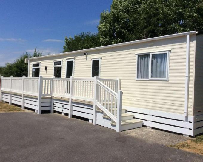  Shorefield Country Park 10821