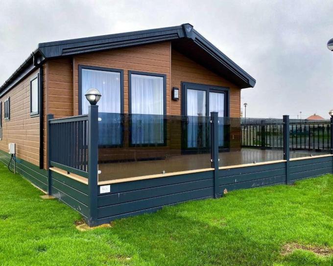 Cayton Bay 12610