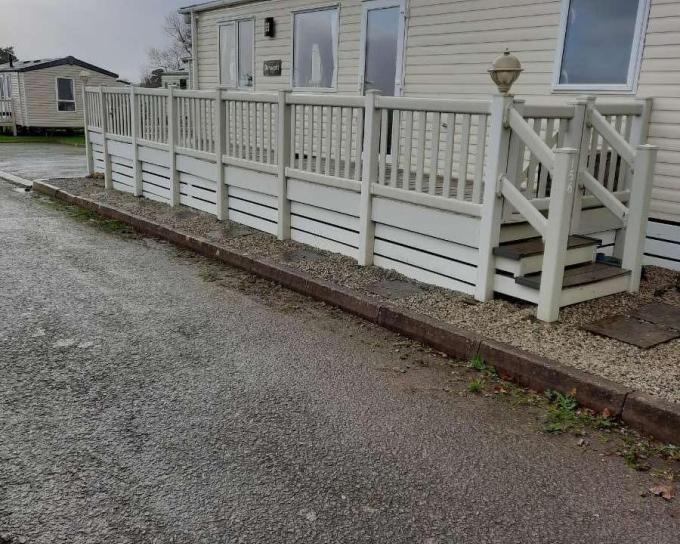  Looe Bay Holiday Park 18960