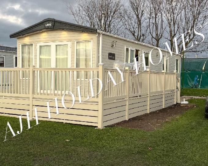  Ty Mawr Holiday Park 19828