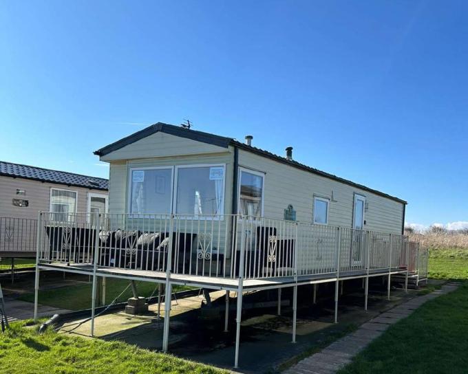  Thornwick Bay Holiday Village 9781